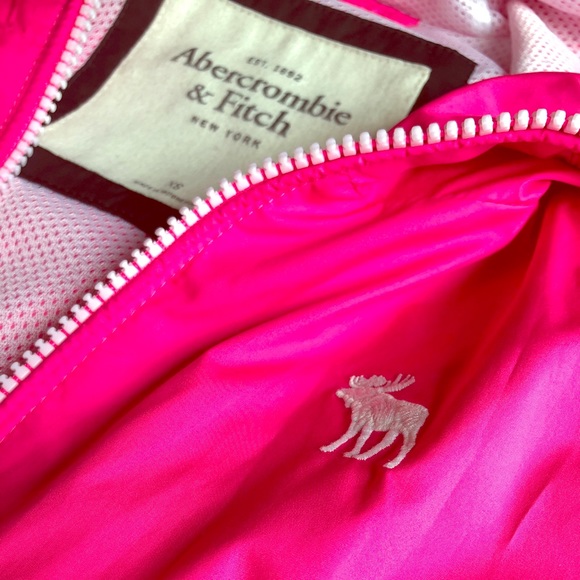 Abercrombie & Fitch Jackets & Blazers - Hot Pink Abercrombie Windbreaker - Excellent Cond.
